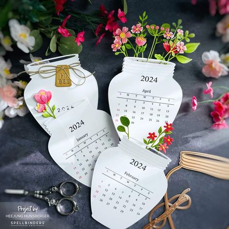 Gift Box Template Printable, Christmas Gift Box Template, Decoration With Paper, Calender Printables, Diy Desk Calendar, Box Template Printable, Diy Paper Flowers, Creative Calendar, Make Paper Flowers