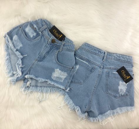 Women Fashion Edgy, Blue Jean Shorts, Short Jeans, Friends Fashion, Cute Shorts, Blue Jean, Lany, Trendy Outfits, Chic Style