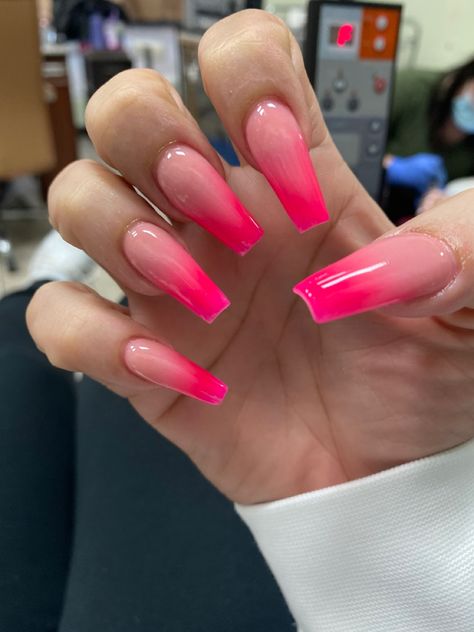 Ombre Neon Pink Nails, Neon Pink Ombré Nails, Ombre Hot Pink Acrylic Nails, Hot Pink Fade Nails, Faded Pink Nails, Hot Pink Ombre Acrylic Nails, Hot Pink Nails Ombre, Acrylic Nail Designs Hot Pink, Ombre Neon Nails Summer