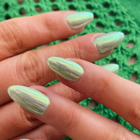 Lauren Rebecca 🤍 on Instagram: "Sage green chrome 🤤 i bought this chrome powder 3 years ago and im finally getting round to using it this month, thanks hailey biebs ✨ #nailsoftheday #biabnails #tgb #nails #gelnails #nailart #showscratch #nailart #biab #builderinabottle #love #manicure #thegelbottle #nailspo #gelxnails #apresgelx #nailsofinstagram #nailsnailsnails #supportsmallbusiness #supportlocal #nailitdaily #nailtech #navypro #navyprotools" Crome Green Nails, Green Powder Nails, Light Green Nails With Chrome, Pastel Green Chrome Nails, Seafoam Green Chrome Nails, Pearly Green Nails, Light Green Crome Nails, Sage Chrome Nails, Mint Chrome Nails