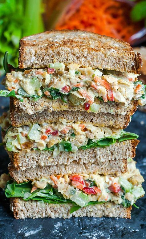 Veggie chickpea salad sandwich  #plantbased #vegan #veganrecipes #healthy #vegetarian #meatless #cleaneating #healthy  #vegansandwich Vegetarian Sandwiches For Dinner, Vegetarian Recipes Lunch Sandwiches, Plant Based Picnic Food, Vegetarian Cold Sandwiches, Plant Based Sandwich, Healthier Lunch Ideas, Chickpea Sandwich, Store Produce, Salad Sandwich Recipe