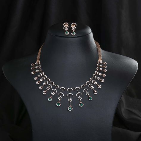 Diamond Necklace Tiffany, Latest Necklace Design, Fashion Jewelry Necklaces Gold, Simple Necklace Designs, Diamond Necklace Wedding, Indian Designs, Antique Gold Jewelry Indian, Diamond Pendants Designs, Fancy Jewelry Necklace