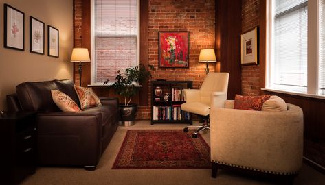 Psychology Office Design Ideas, Psychology Clinic Design, Psychologist Room, Psychology Room, Psychology Office Design, Psychologist Office Design, Counselling Room Design, Counseling Office Design, Exposed Brick Interior