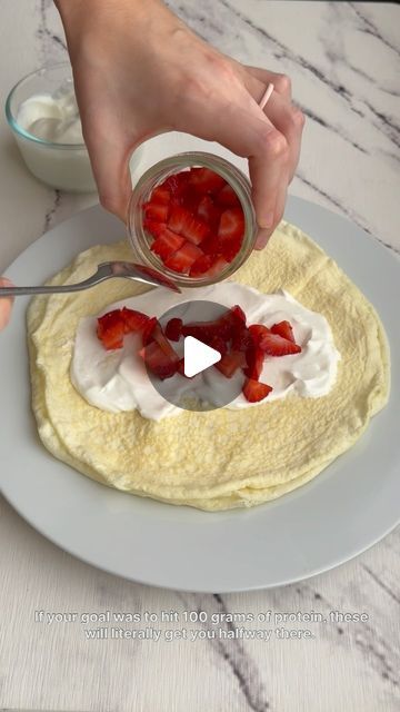 Jaycee Nabrotzky on Instagram: "2 INGREDIENT PROTEIN CREPES 🍓👇🏼

Ingredients:
1 cup egg whites (245 g)
1 scoop vanilla protein powder (31 g)

Instructions:
1. Add egg whites and protein powder to a blender and blend until combined (5-10 seconds).

2. Set a frying pan on medium heat and spray with cooking spray. Pour some batter in the center and rotate pan to fully coat bottom. Once you see some bubbles, carefully flip and cook for a few more seconds on the other side. Repeat until all the batter is used (makes about 4-6 crepes, depending on the size of your pan).

3. Fill crepes with vanilla greek yogurt, berries, and top with chocolate and/or maple syrup and enjoy!

Per serving: (makes 1) does not include toppings 
253 cals
50P
6C
2F

https://myproteinpantry.com/2-ingredient-high-prot Protein Crepes, Healthy Crepes, Yogurt Berries, Crepe Ingredients, Healthy High Protein Breakfast, Easy Crepe Recipe, High Protein Desserts, How To Make Crepe, Protein Desserts