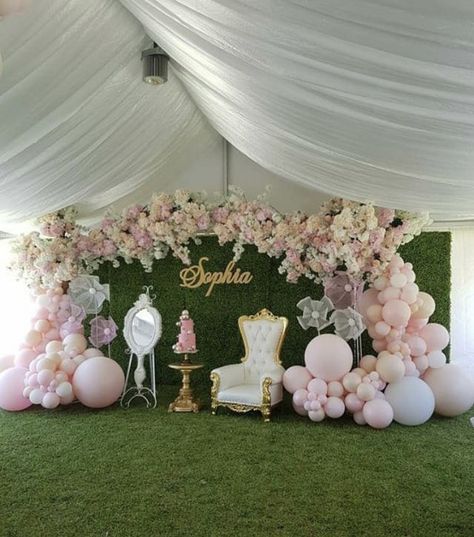 Ballon Arch Quinceanera, Balloon Decorations For Quinceanera, Pink Debut Backdrop, Debut Balloon Decoration, Debut Backdrop Ideas Balloons, Debut Decorations 18th, Pink Debut Theme Backdrop, Debut Venue Ideas, Tent Sweet 16 Party Ideas