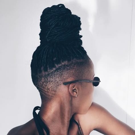 Undercut Braids, Braids With Shaved Sides, Shaved Side Hairstyles, Shaved Hair Designs, Tapered Hair, Short Sassy Hair, Side Hairstyles, Box Braids Styling, Big Chop