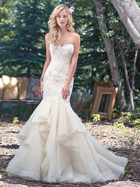 Waist Wedding Dress, Wedding Dress Organza, Maggie Sottero Wedding Dresses, Kleinfeld Bridal, Fit And Flare Wedding Dress, Trendy Wedding Dresses, Sweetheart Wedding Dress, Fitted Wedding Dress, Wedding Dresses Strapless