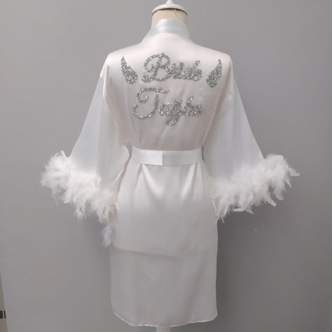 Bride Robe Personalized, Bridal Robes Getting Ready, Feather Kimono, Bride Kimono, Bridal Robes Personalized, Colour Blocking Fashion, Pre Wedding Photoshoot Outfit, Kids Robes, Kimono Design