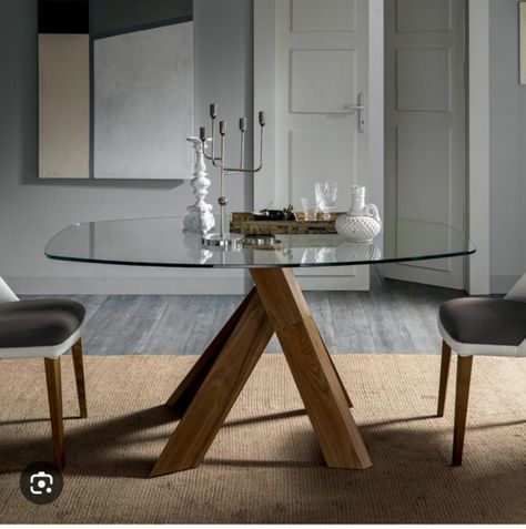 Small Oval Dining Table, Wooden Base Dining Table, Glass Dinner Table, Wood And Glass Dining Table, Oval Glass Dining Table, Narrow Dining Tables, Round Dinning Table, Italian Living, Concrete Bathroom