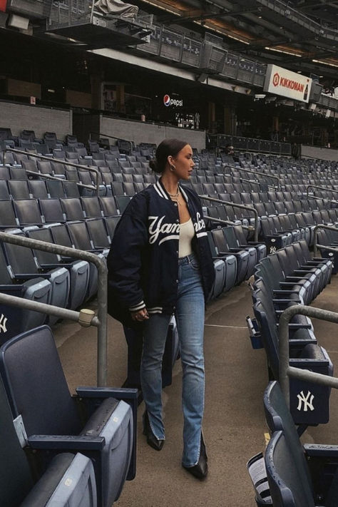 game day outfits Yankee Jacket Outfit, Baseball Game Outfit Night, Vintage Yankees Jacket Outfit, Evening Baseball Game Outfit, Business Casual Baseball Game Outfit, World Series Outfit, Ny Yankees Outfit Women, Baseball Game Outfit Aesthetic, Outfits With Sports Jacket