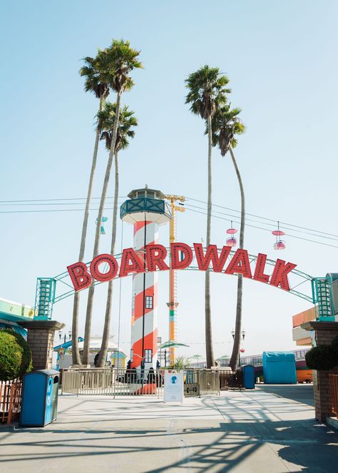 Boardwalk sign with palm trees, in Santa Cruz, California Santa Cruz Boardwalk, Hiking Snacks, Santa Cruz California, Yosemite Falls, Beach Boardwalk, Family Road Trips, Road Trip Essentials, Posters Framed, Seaside Towns