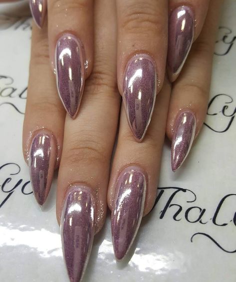 Chrome Nails Base Color, Mauve And Silver Nails, Plum Chrome Nails, Mauve Chrome Nails, Nail Art Mauve, Wine Chrome Nails, Mauve Nail Ideas, Chrome Valentine Nails, Burgundy Chrome Nails