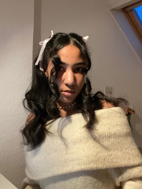 Bows In Hair Aesthetic, Ribbon Pigtails, Joji Concert, Coquette Hairstyle, Prom Hair Inspo, Hairstyles Bows, Coquette Hairstyles, Laufey Concert, Korean Face Claims