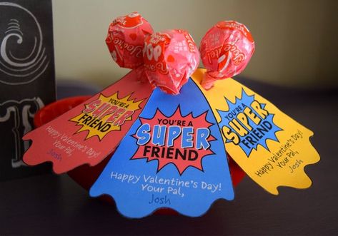 Play Dough Valentine, Valentine Classroom, Straw Valentine, Valentines Kids, Childrens Valentines, Friends Valentines Day, Valentinstag Party, Valentine Gifts For Kids, Kids Valentines