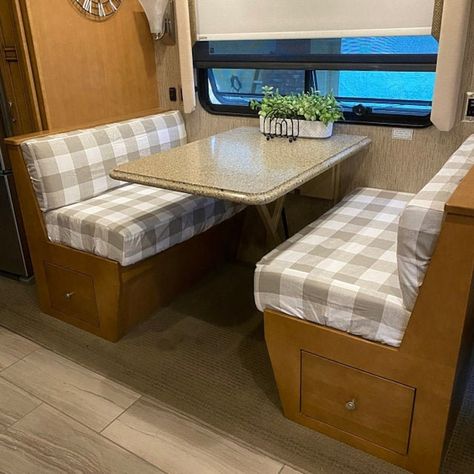 Camper Cushions, Camper Trailer Remodel, Diy Camper Remodel, Sofa Lounge, Camper Makeover, Camper Living, Rv Decor, Rv Interior, Camper Decor