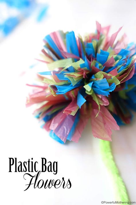 Flowers Recycled Materials, Plastic Bag Flowers, Plastic Bag Crafts, Upcycle Plastic, Upcycle Crafts Diy, Recycled Plastic Bags, Earth Day Activities, Scissor Skills, Flower Craft