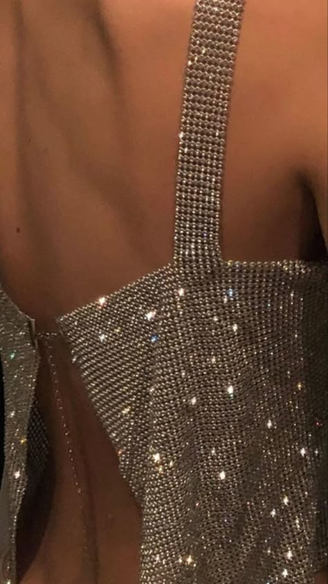 Backless Homecoming Dresses, Disco Glam, Rich Girl Lifestyle, Glam Outfit, Glam And Glitter, Glamour Dress, Korean Fashion Dress, Instagram Photo Inspiration, Glitz And Glam