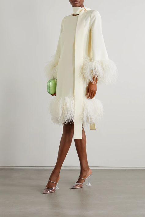 Dress With Feathers, Rok Outfit, White Shift Dress, Flare Sleeve Dress, Feather Dress, Mini Shirt Dress, Long Sleeve Mini, Silk Crepe, Elie Saab