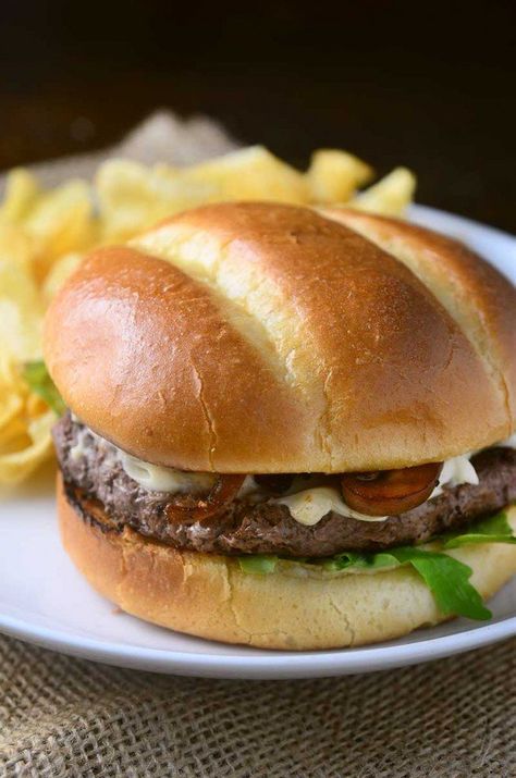 A juicy cheese burger topped with whiskey caramelized mushrooms, onions and soft and creamy Dubliner cheese. Dubliner Cheese, Burger Ideas, Easy Burgers, Chopped Steak, Cheeseburger Recipe, How To Cook Burgers, Burger Sliders, How To Cook Mushrooms, Best Burgers