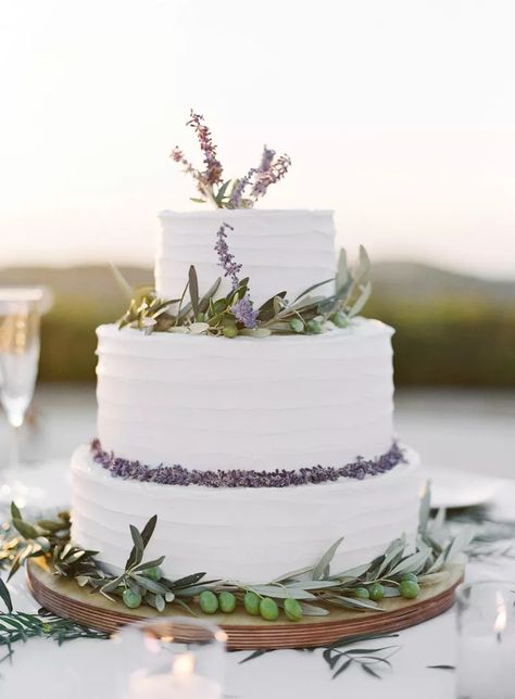 Wedding Cakes Lavender And Sage, Simple Wedding Cake Lavender, Lavender Themed Wedding Cake, Lavender Cake Design, Wedding Cakes Lavender, Wedding Cakes Spring, Spring Wedding Cakes, Lavender Wedding Cake, Purple Wedding Cake