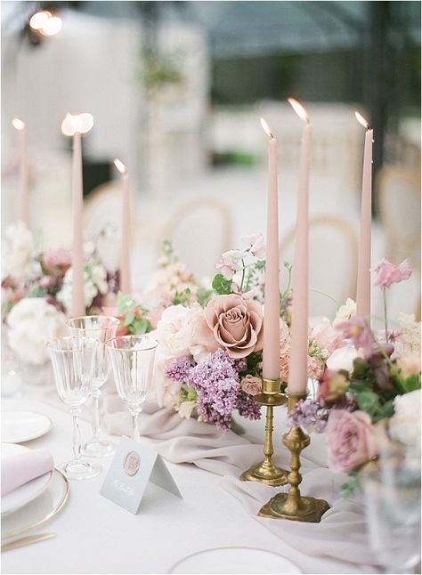 Early Fall Weddings, Wedding Neutral, Boda Mexicana, Chateau Wedding, Wedding Flower Ideas, French Wedding, Party Inspo, Wedding Table Settings, Wedding Tablescapes