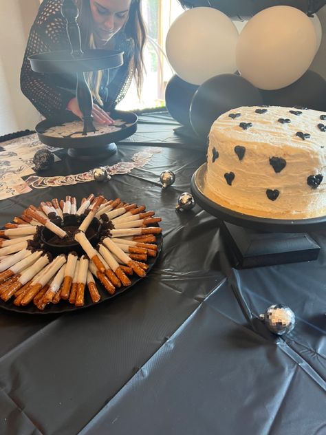 Emo Birthday Party, Emo Birthday, 17 Birthday, 20th Birthday, Birthday Party Themes, All Black, Birthday Parties, Birthday Party, Halloween