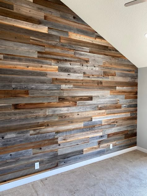 RECLAIMED WOOD BUNDLES 25 Sq Ft per Bundle | Etsy Bedroom With Wood Accent Wall, Farmhouse Feature Wall Ideas, Modern Farmhouse Feature Wall, Feature Wall Modern, Farmhouse Feature Wall, Feature Wall Ideas, Wood Walls Living Room, Reclaimed Wood Accent Wall, Wooden Accent Wall