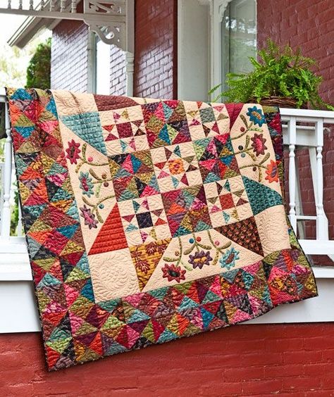 Kim Diehl Quilts, Colchas Quilting, Hantverk Diy, American Patchwork And Quilting, Colorful Quilt, Quilt Modernen, Tshirt Quilt, Country Quilts, Quilt Border