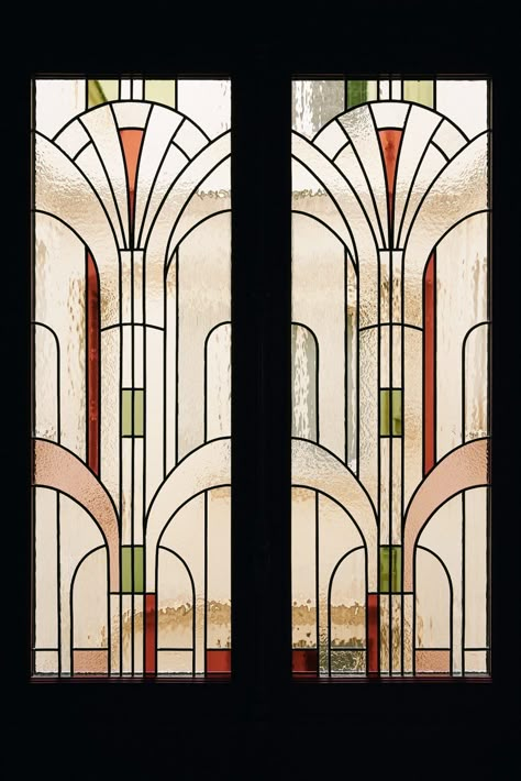 Art Deco Window Treatments, Art Deco Stained Glass Window, Art Deco Hallway, Stained Glass Cabinets, Andree Putman, Art Deco Stained Glass, Glass Types, Stain Glass Window Art, 1920 Art Deco