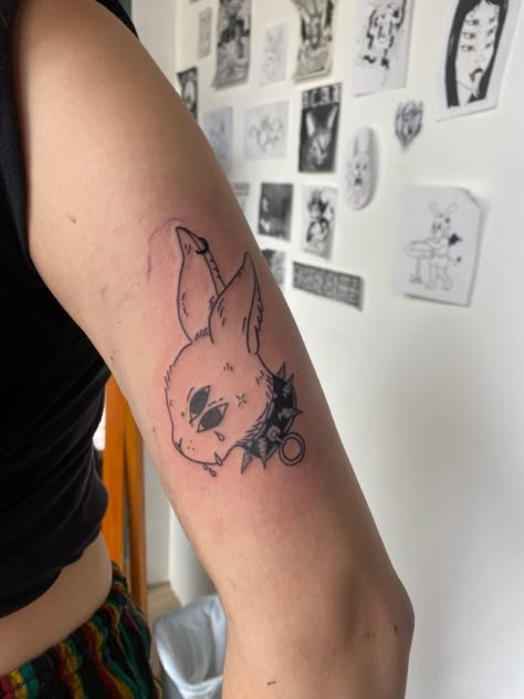 bunny tat Zombie Bunny Tattoo, Edgy Bunny Tattoo, Toy Bunny Tattoo, Cute Scary Tattoos, Punk Rat Tattoo, Goth Bunny Tattoo, Creepy Bunny Tattoo, Bunny Head Tattoo, Evil Bunny Tattoo