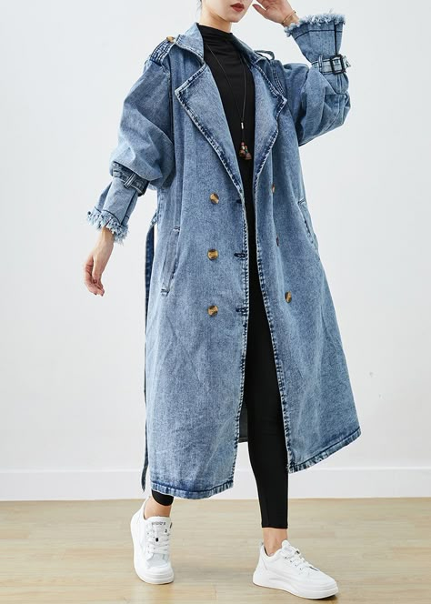 Denim Trench Coat Outfit, Trench Outfit, Long Denim Coat, Trench Coat Fall, Jean Trench Coat, Moda Denim, Trench Coat Outfit, Denim Trench Coat, Look Plus Size