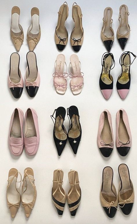 Vintage Heels, Angel Baby, Shoe Inspo, Aesthetic Shoes, Simple Girl, Pretty Shoes, Dream Shoes, Mean Girls, Dream Clothes