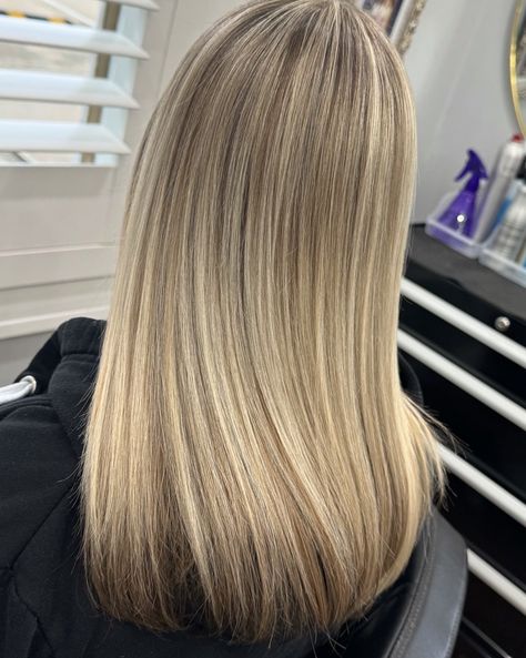 Level 7 Blonde Hair, Half Head Foils, Level 7 Blonde, Half Head Highlights, Partial Highlights, Level 7, May 22, Hair Inspo, Balayage