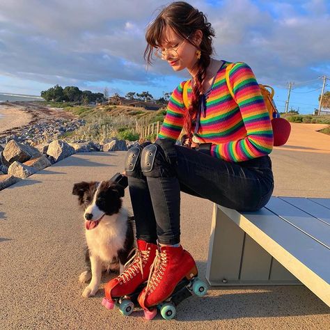 Emily ✌🏼 en Instagram: “(90/365) Second skate from day 90 🥰because when mum asks if you want to take the puppy to the beach for a skate the answer is always yes…” Roller Skating Hairstyles, Skating Hairstyles, Roller Skating, Skating, The Beach, Hairstyles, Puppies, Hair Styles, Quick Saves