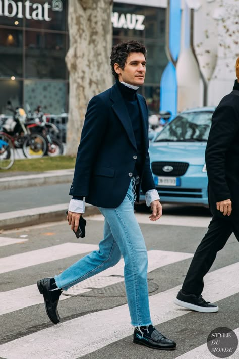 Parisian Men Style, Men’s 70s Fashion, Succession Style, Loafers 2023, Men Street Look, Troy Baker, Best Loafers, 2020 Street Style, Men Streetstyle