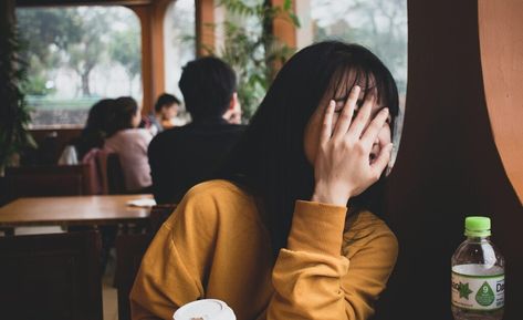 6 Problems All Shy Introverts Will Understand Common Spanish Phrases, Shy Woman, Shy Introvert, Cute Questions, Shy People, George Mason University, Spanish Phrases, Can You Be, Intp