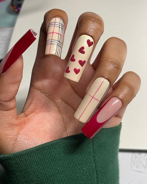 Fall nails, autumn nails, burberry, press on nails, pressies, french Nails Burberry, Nails Autumn, Gel Press, Cuticle Pusher, Autumn Nails, Dream Holiday, Plaid Design, Fall Nails, Red Accents