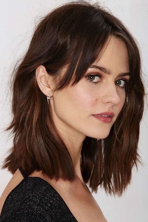 Fashion Keywords, Fashion Facts, Long Bobs, Boots 2020, Haircut Types, Images Vintage, Trending Hairstyles, Fashion Images, Fashion Black