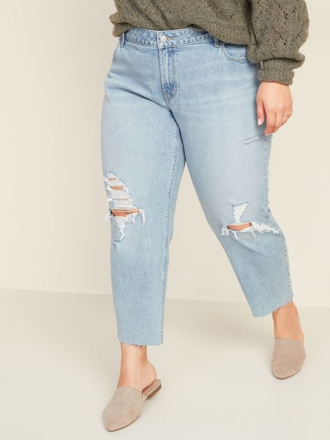 f5c3dd7514bf620a1b85450d2ae374b1desc48419557ri Plus Size Ripped Jeans, Women's Plus Size Jeans, Boyfriend Fit Jeans, Distressed Boyfriend Jeans, Old Navy Jeans, Old Navy Women, Plus Size Jeans, Cut Jeans, Fall Wardrobe