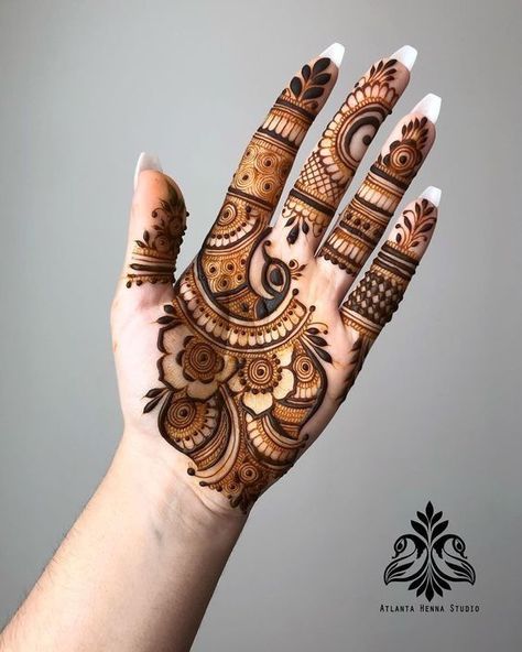 Palm Mehndi Design, Indian Mehndi Designs, Tato Henna, Henna Art Designs, Modern Mehndi Designs, Full Mehndi Designs, Unique Mehndi, Mehndi Decor, Latest Bridal Mehndi Designs