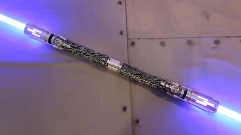 Double Lightsaber, Satele Shan, Jedi Grand Master, Custom Lightsaber, Lightsaber Design, Lightsaber Hilt, Star Wars Characters Pictures, Star Wars Light Saber, Star Wars Outfits