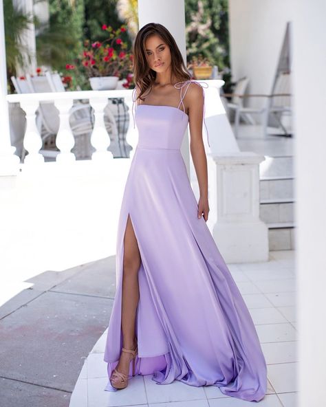 Alamour™ The Label on Instagram: “Simply Stylish collection out now! So many new amazing styles 😍❤️#Alamourthelabel” Lavender Satin Prom Dress, Vestido Color Lila, Lavender Prom Dresses, Prom Dresses Elegant, Long Prom Dresses, Satin Prom Dress, Dresses Elegant, Evening Dresses Elegant, Evening Gowns Formal