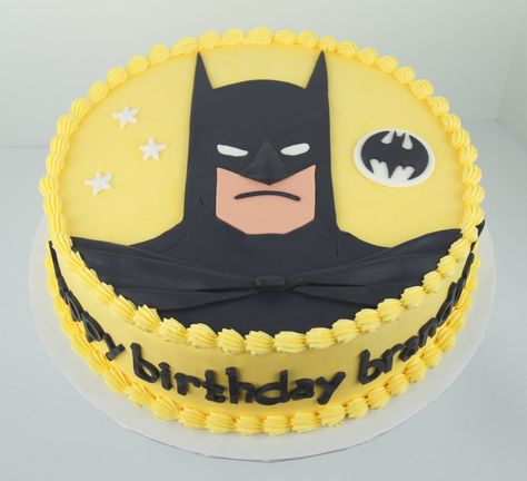 Easy Batman Cake, Simple Batman Cake, Batman Cake For Adults, Two Tier Batman Cake Birthday, Batman Party Decorations, Batman Cake Topper, Batman Themed Birthday Party, One Direction Cakes, Batman Cake Rectangle