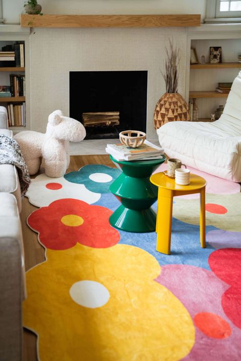 Where Home Styling is Made Easy House Schemes, Irregular Rugs, Funky Dining Room, Funky Living Room, Funky Bathroom, Flowers Rug, Funky Bedroom, Funky Living Rooms, Funky Flowers