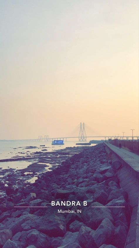 Mumbai Snapchat, Marine Drive Mumbai, Bandra Worli Sea Link, Night Sky Photography, Mumbai City, Cool Pictures For Wallpaper, Snapchat Story, Travel Pictures Poses, Snapchat Picture