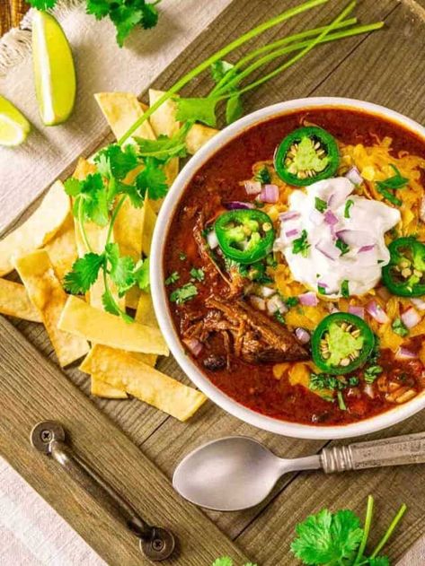 Chuck Roast Chili Chuck Roast Chili Recipes, Chili With Chuck Roast, Chuck Roast Chili, Roast Chili, Paleo Chili Recipe, Tender Chuck Roast, Smoked Chuck Roast, Chuck Roast Recipes, Paleo Chili