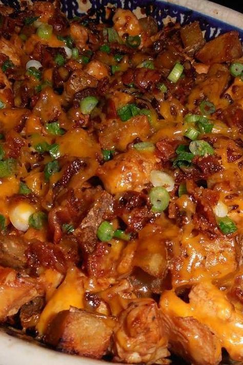 BBQ and Chicken Casserole Chicken Potato Casserole, Bbq Seasoning, Chicken Potatoes, Barbecue Chicken, Chicken Soup Recipes, Chicken Recipes Casserole, Russet Potatoes, Potato Casserole, Chicken Casserole