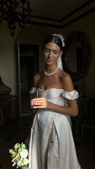 Savannah Miller Bridal on Instagram: "Memories of our bespoke bride @dcopperman wedding day and wedding dress of dreams 🤍 now referred to as ‘The Danielle’ Available now! #SavannahMillerBride #SavannahMillerBespoke #SavannahMillerBridal . . . #weddingdress #dreamwedding #weddingdestination #daniellecopperman #littlewhitedress #bridetobe #weddingplanning #overthemoon #frenchbride #bridalmakeup #bridalhair #bridalstyle #brideandgroom #weddingplanner #chicbride #influencerwedding #weddingdress #thedanielle #savannahmiller #weddingdressdesigner" Wedding Dress And Pearl Necklace, Bride With Pearl Necklace, Danielle Copperman Wedding, Wedding Day Necklace, Savannah Miller Bridal, Danielle Frankel Wedding Dress, Wedding Dress With Necklace, Wedding Dress With Pearl Necklace, Pearl Necklace Wedding Dress