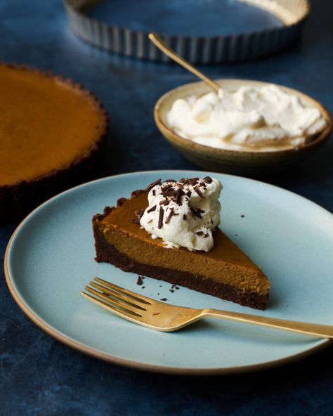 Gluten-Free Chocolate Pumpkin Tart Recipe Gf Tart, Pumpkin Tarts Recipe, Chocolate Pumpkin Tart, Pumpkin Tart, Pumpkin Tarts, Caramel Pumpkin, Gluten Free Pastry, Chocolate Pumpkin, Chocolate Crust