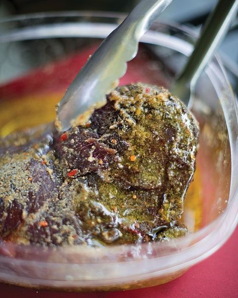 Venison marinades: Why to use them and when, as well as how best to marinate your deer meat for grilling, roasting, frying or braising. Venison Marinades, Venison Marinade Recipes, Deer Stew, Deer Steak Recipes, Venison Tenderloin Recipes, Meat Marinade Recipes, Venison Marinade, Venison Steak Recipes, Deer Steak